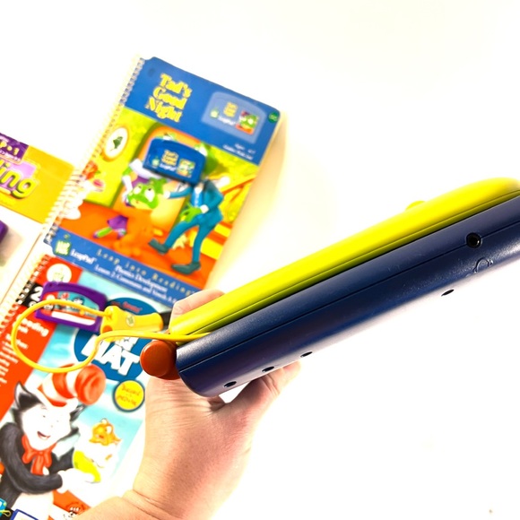 LeapFrog LeapPad Read & Write Learning System 3 Books And Cartridges - Picture 5 of 7